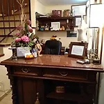 Hotel Casa Vieja Del Sastre 3*