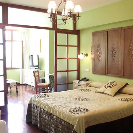 Casa Vieja Del Sastre 3* Soto de Luiña