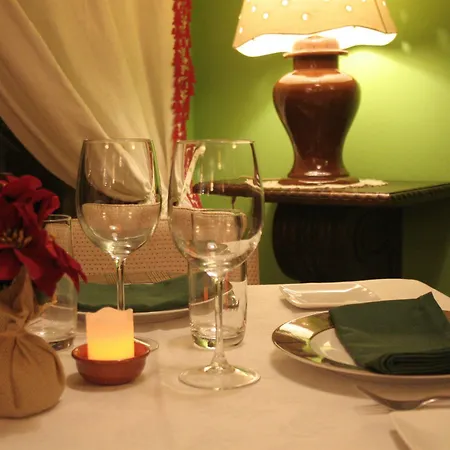 Casa Vieja Del Sastre Hotel 3*