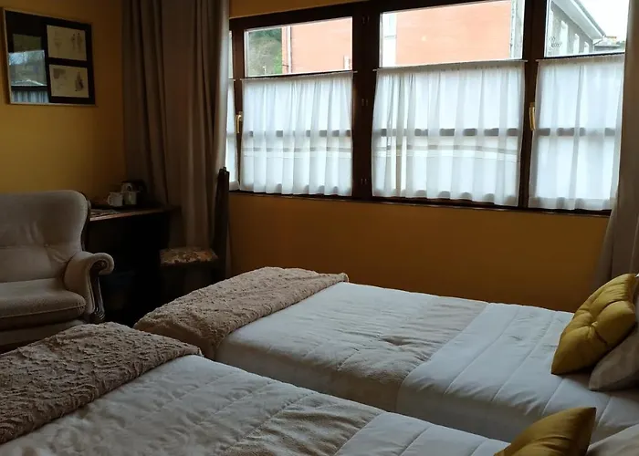 Casa Vieja Del Sastre Soto de Luiña