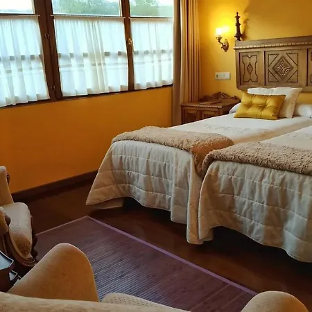 Casa Vieja Del Sastre Soto de Luiña