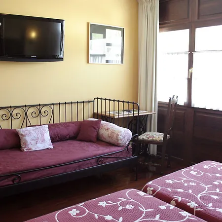 Casa Vieja Del Sastre 3* Soto de Luiña